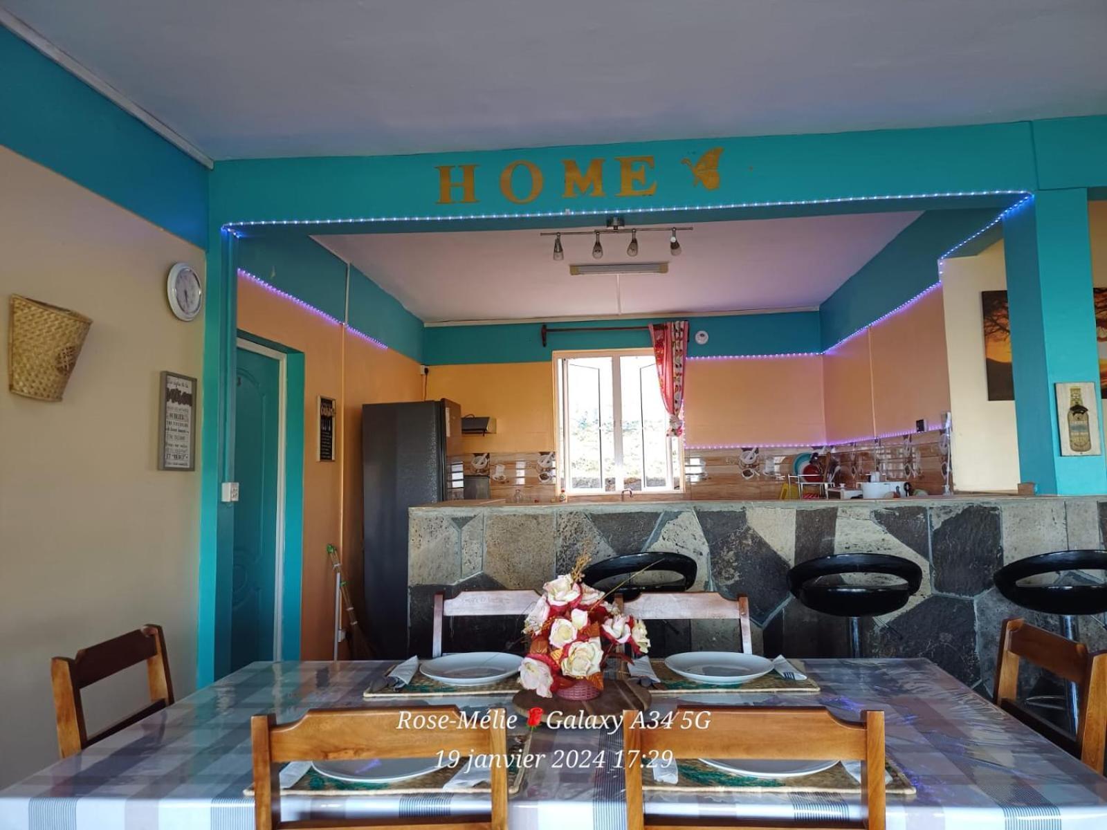 Chez Tonio Magic Ocean View Villa Port South East Kültér fotó