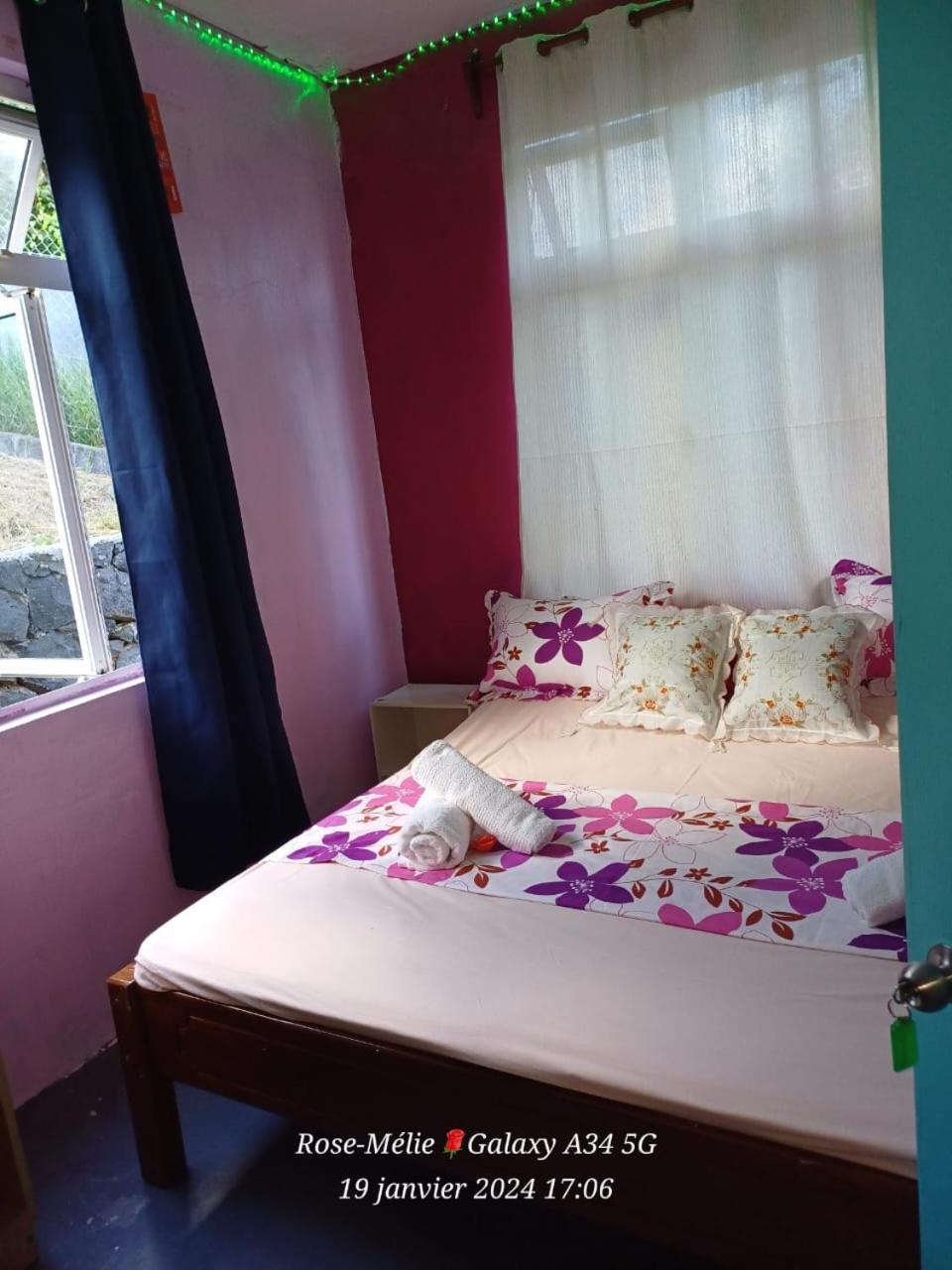 Chez Tonio Magic Ocean View Villa Port South East Kültér fotó
