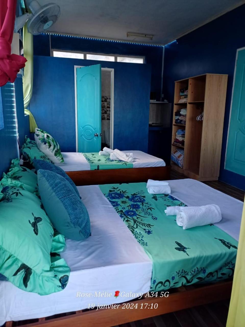 Chez Tonio Magic Ocean View Villa Port South East Kültér fotó